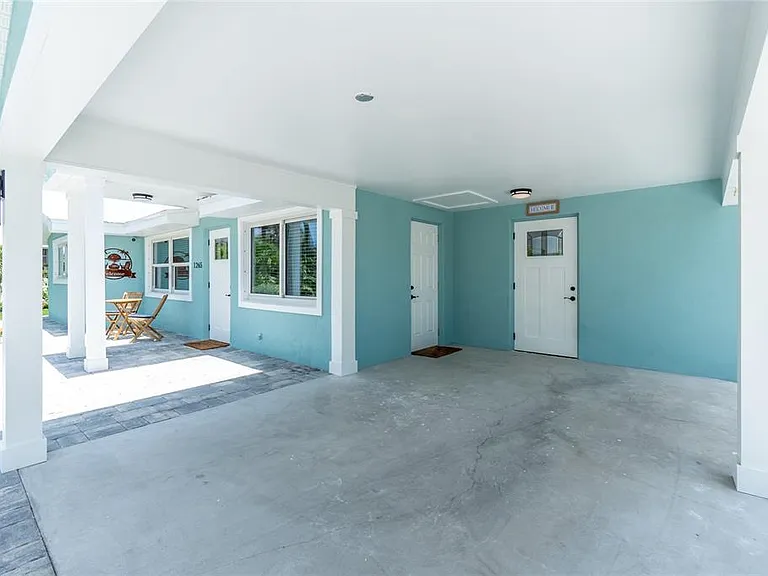 1265 Holiday Dr — Photo 73