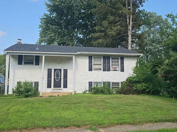 1016 Richfield Rd, Newark, DE 19713