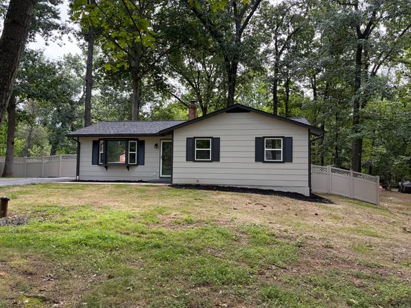 9177 Oak Tree Ct, Frederick, MD 21701