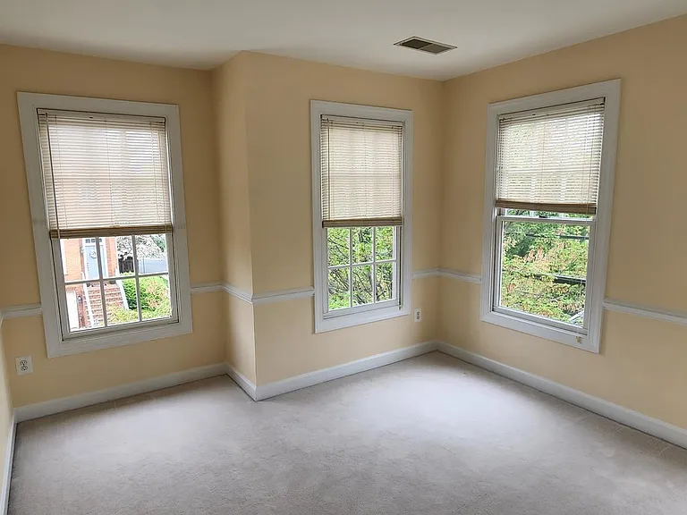 8021 Kidwell Town Ct — Photo 17