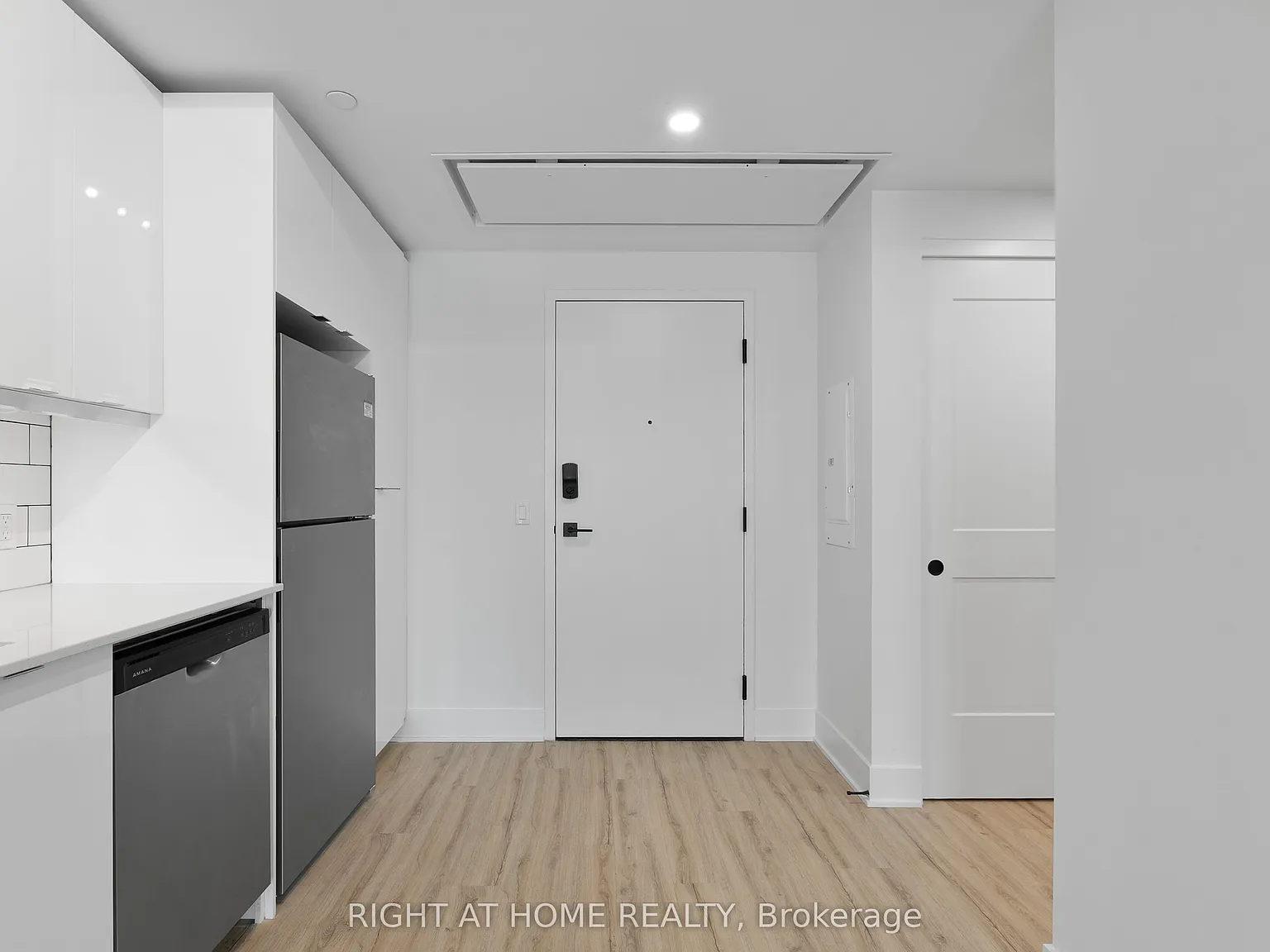 1 bed, $2,150 — Photo 3