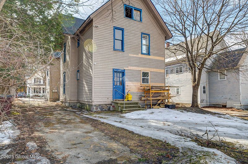 3rd image of 77 1st Ave