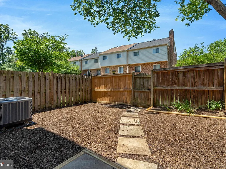 7065 Leewood Forest Dr — Photo 54