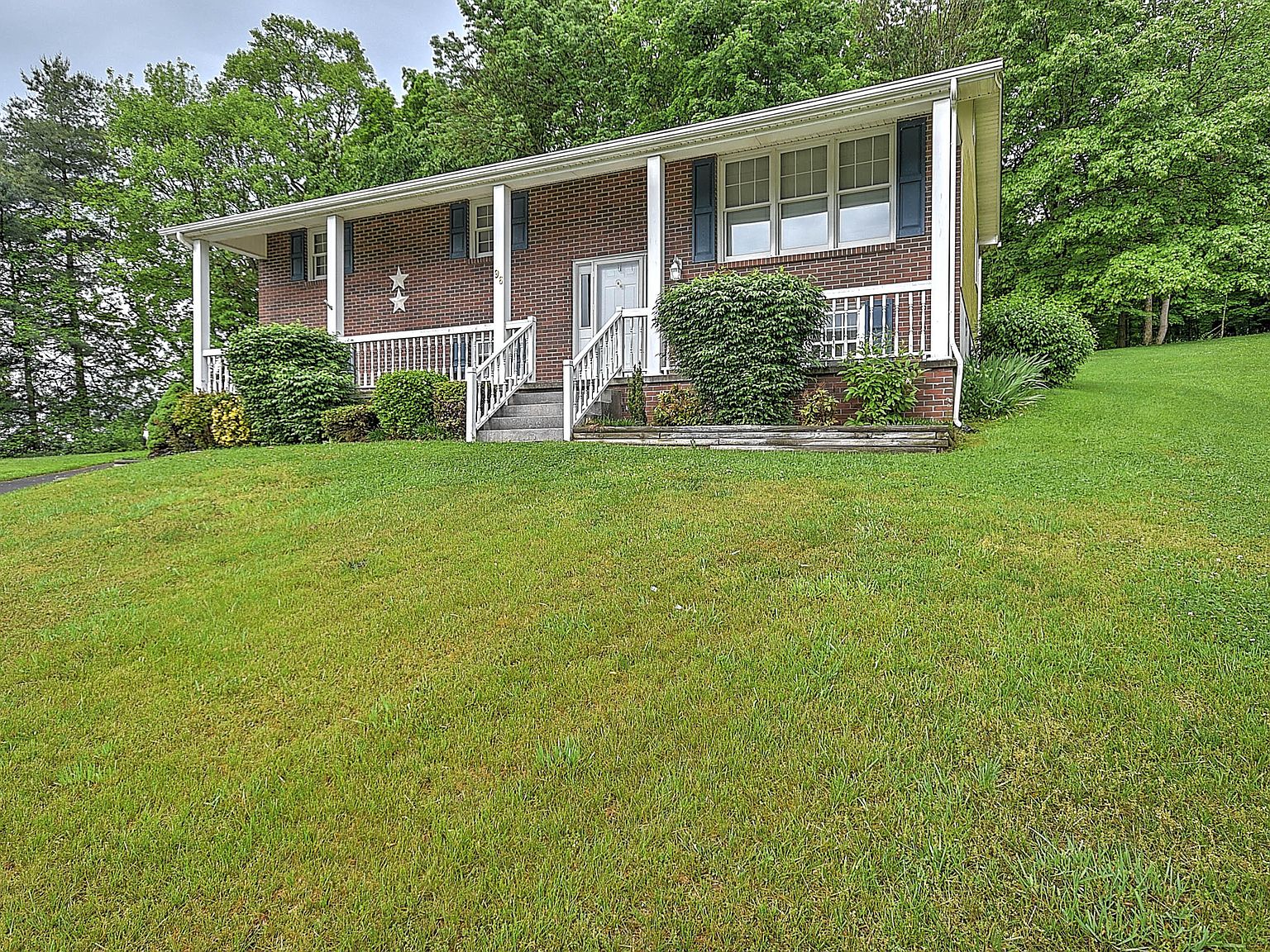 107 Ashley Dr, Bristol, VA 24201 Zillow
