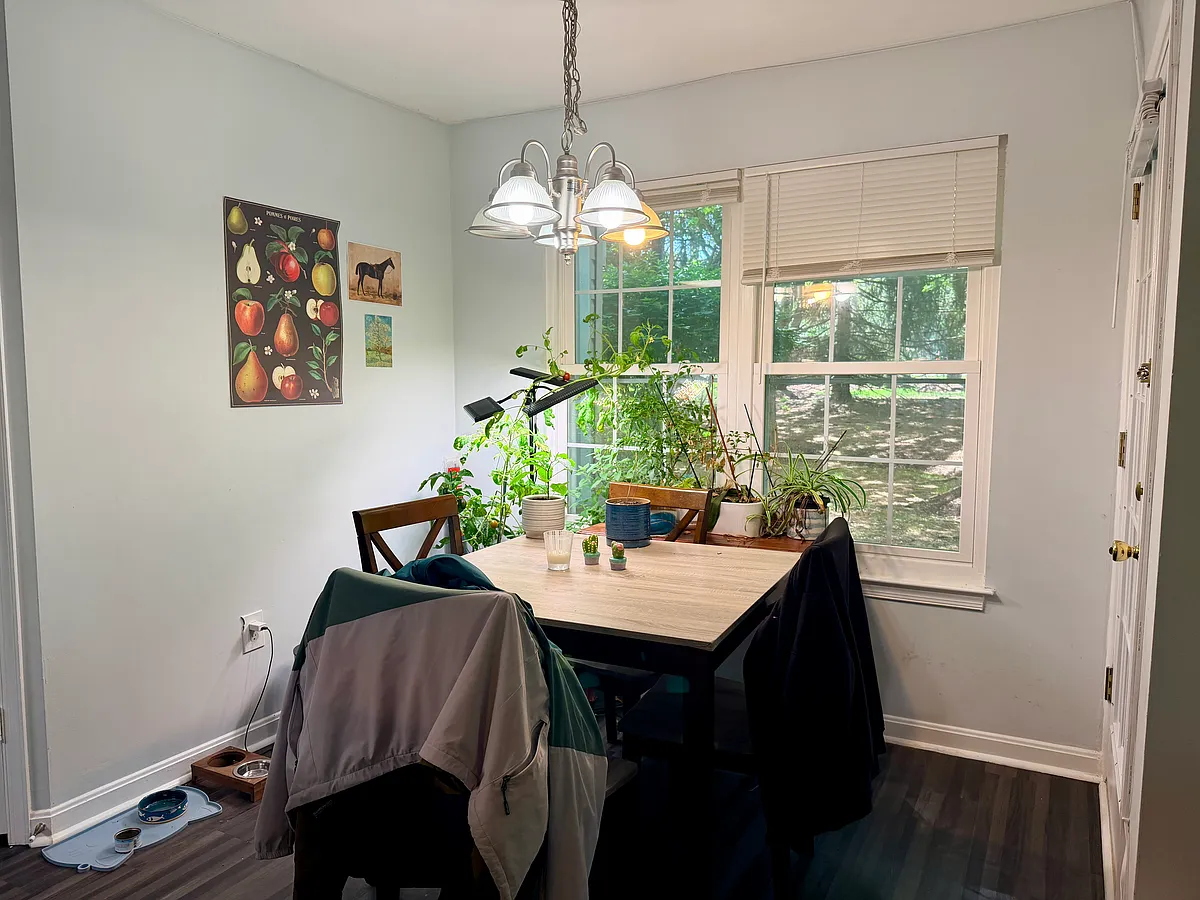 Building Photo - 931 Hillside Lake Ter #103