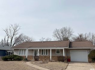 925 S Manual Ave, Peoria, IL 61605