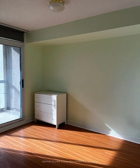 28 Empress Ave #716 — Photo 2