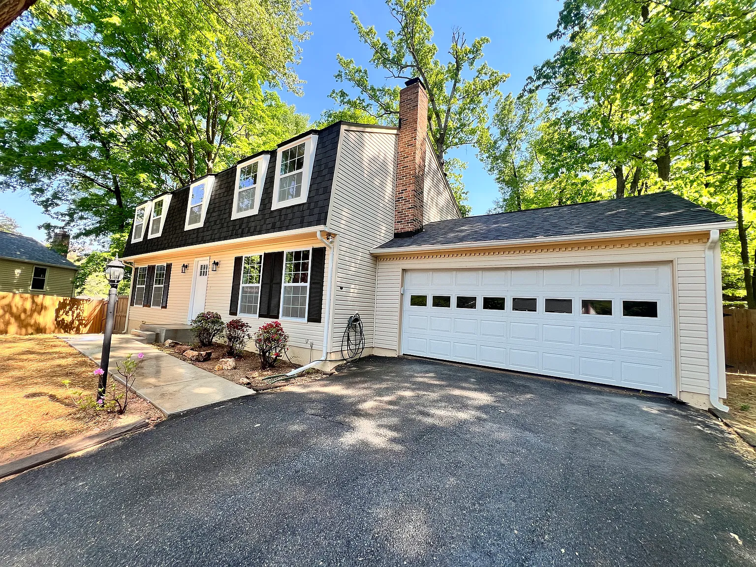 5 bed, 2996 sqft, $5,000 — Photo 1