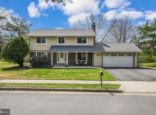 1106 Criton St, Herndon, VA 20170