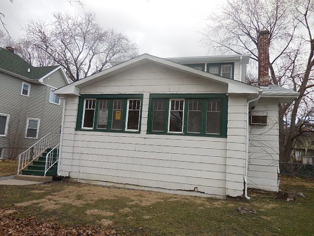 1st image of 1605 S 8th Ave