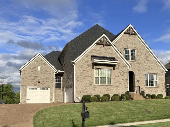 100 Telfair Ln, Nolensville, TN 37135