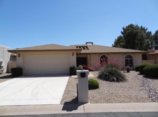 10305 E Navajo Pl, Sun Lakes, AZ 85248