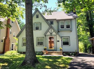 1668 Maple Rd, Cleveland Heights, OH 44121