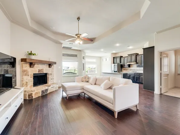 9641 Calaveras Rd, Fort Worth, TX 76177