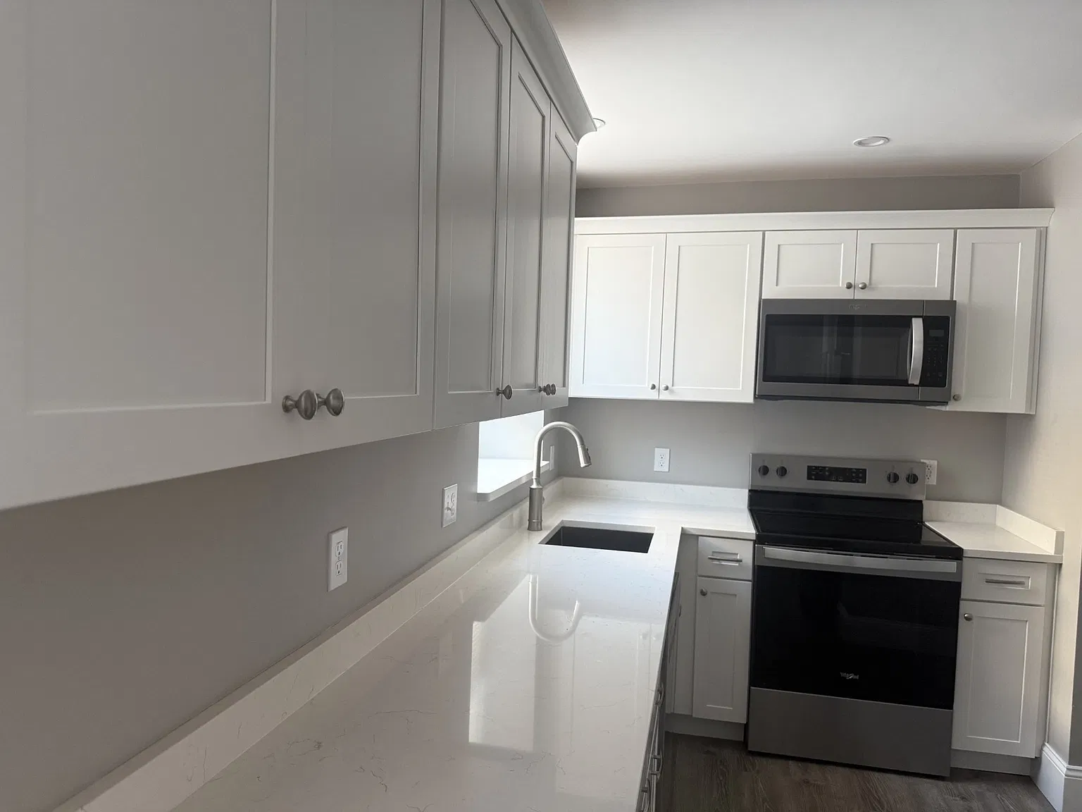 2 bed, 1.0 bath, 650 sqft, $2,200 — Photo 4