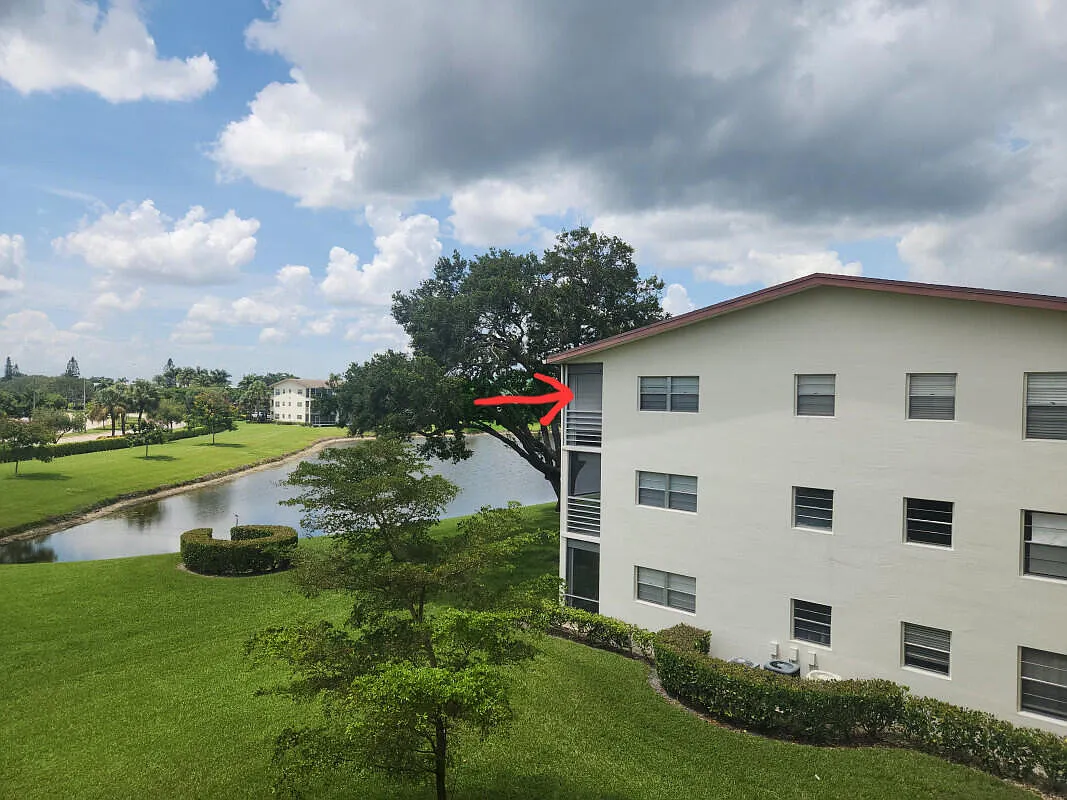 2 bed, 1.5 bath, 840 sqft, $1,700 — Photo 1