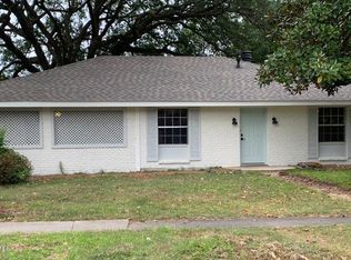 211 Maplewood Dr, Lafayette, LA 70503