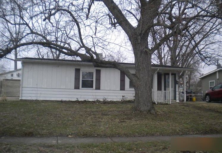 1st image of 313 Fenwick Dr