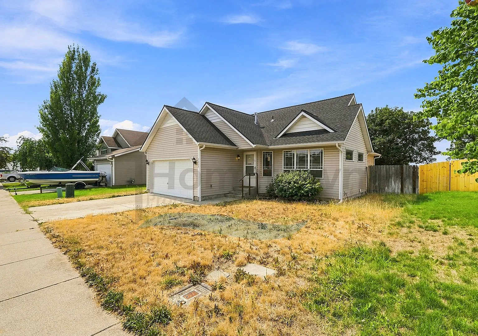 3 Bedroom 2 Bathroom Home with Attached 2-Car Garage Available in Coeur d'Alene! — Photo 2