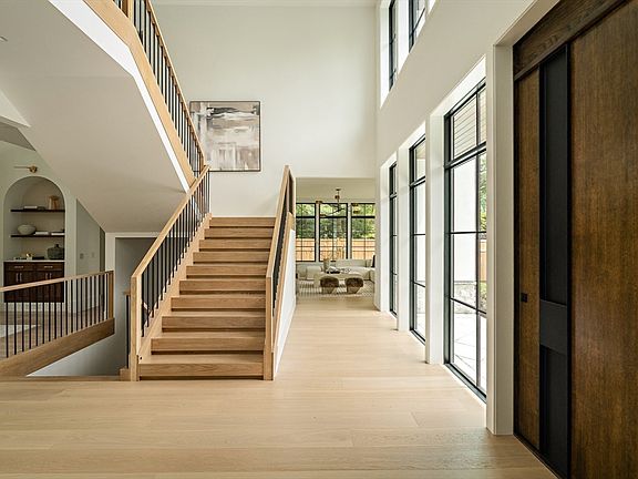 4th image of 19 Bonnybrook Rd