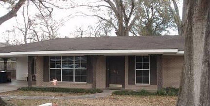 1st image of 212 Monteigne Dr
