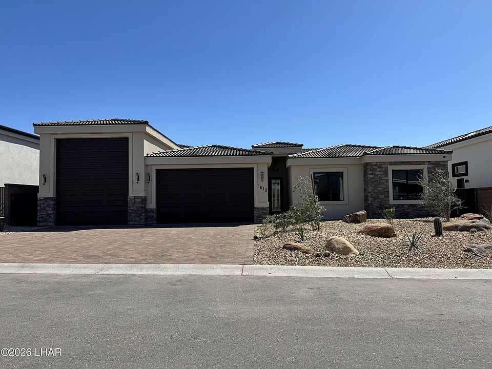 1st image of 1610 E Sandra Dr