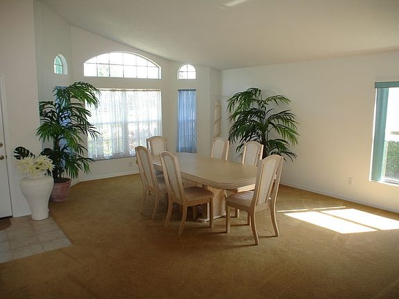 Living / Dining Combo