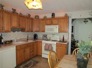 83 Drake Ln, Ledgewood, NJ 07852