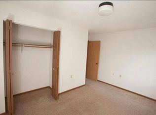 1511 Falcon Dr #205, Fairmont, MN 56031