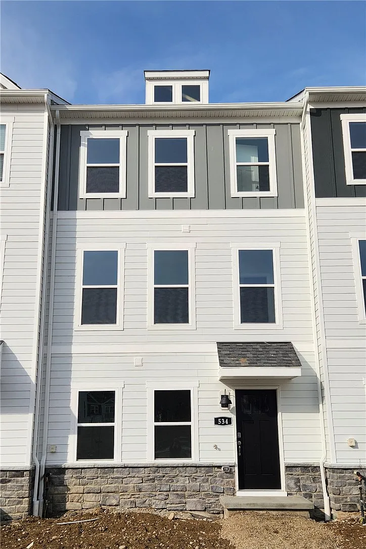 534 Cooper St photo 1