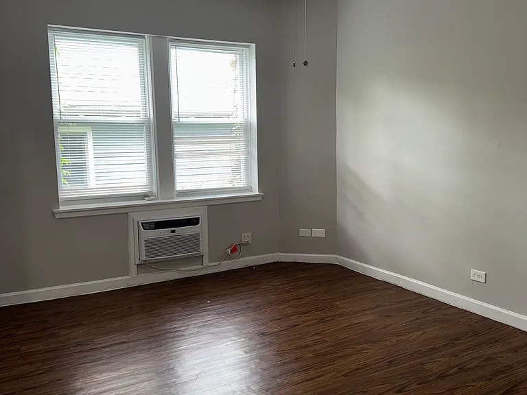 6726-1 N Glenwood Ave #204 — Photo 3