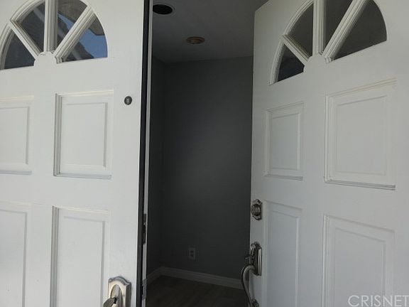 5th image of 2711 Reservoir Dr