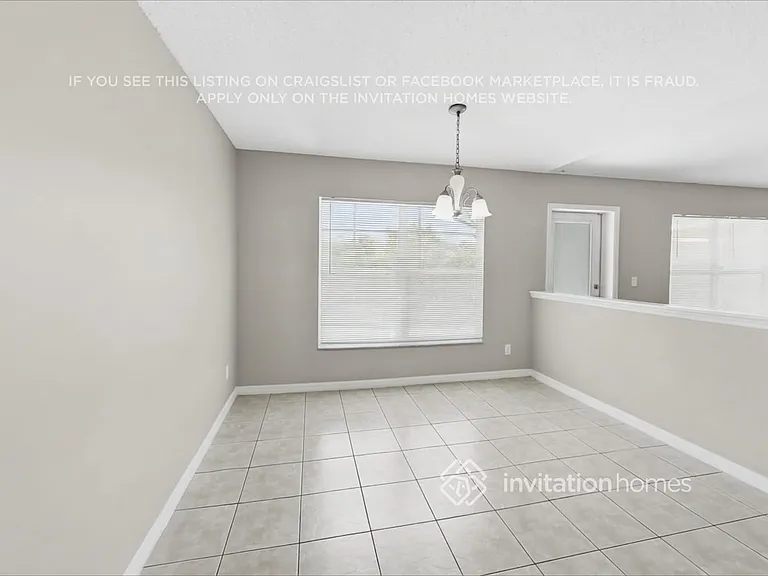 1266 N Ridge Blvd — Photo 8