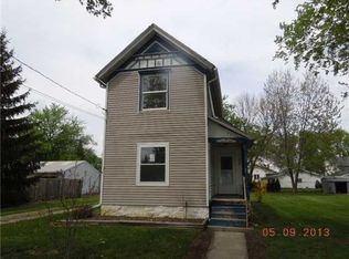 122 Lewis St, Saint Johns, MI 48879