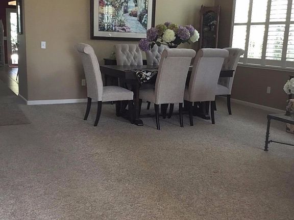 4th image of 2415 Rose Hill Ln