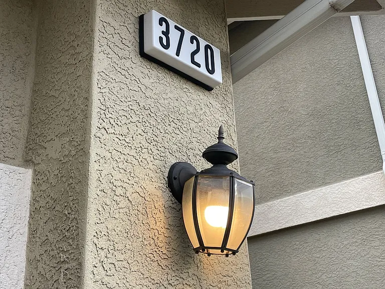 3720 Coastal St — Photo 1