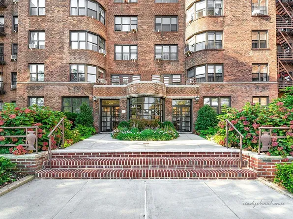 98-120 Queens Blvd APT 5D, Rego Park, NY 11374