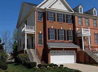 25258 Lyon Ter, Chantilly, VA 20152