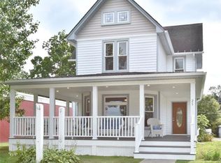 25 Main St, Bemus Pt, NY 14712