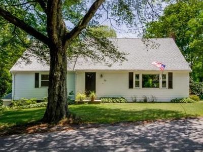 55 Mill St, Stoughton, MA, 02072