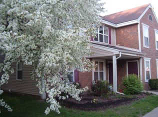 1680 Clemens Cir, Rochester, MI 48307
