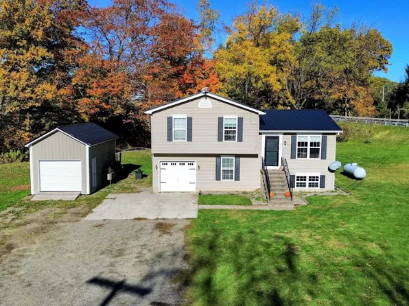 8310 Ox Bow Rd, North East, PA 16428