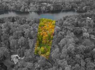 49 Old Wagon Rd, Bedford, NY 10549