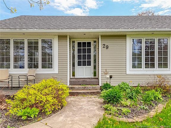 5th image of 29 Oak Ct