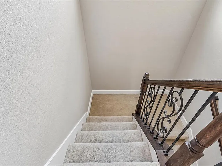 4123 Windcrest Dr — Photo 43