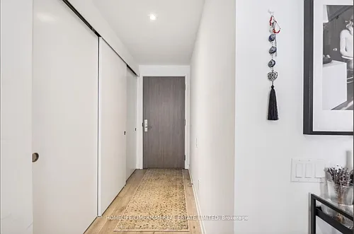161 Roehampton Ave #3608 Photo 1