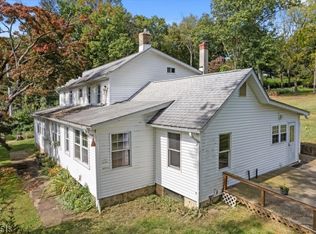 78 Mount Kipp Rd, Glen Gardner, NJ 08826