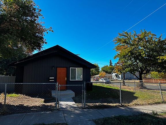 2nd image of 2202 Garden Ave