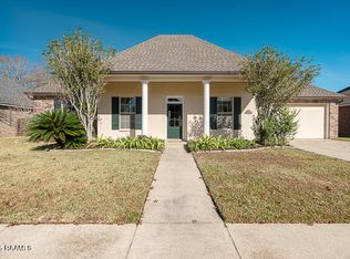 123 Devon Way, Youngsville, LA 70592