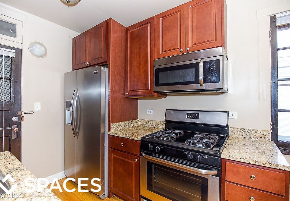 1st image of 2100 W Ainslie St #2108E2